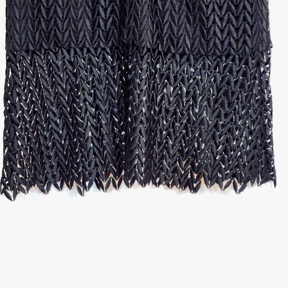 Kay Unger New York Tatum Floral Lace Midi Dress in Black size 10 - Picture 5 of 10